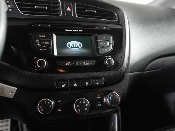 Kia Ceed II с пробегом 2014 года, цена 1 040 000 рублей, 203377 км, универсал, Автокод Объявления