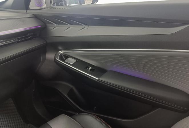 Geely Cityray с пробегом 2024 года, цена 2 400 000 рублей, 38495 км, внедорожник, Автокод Объявления