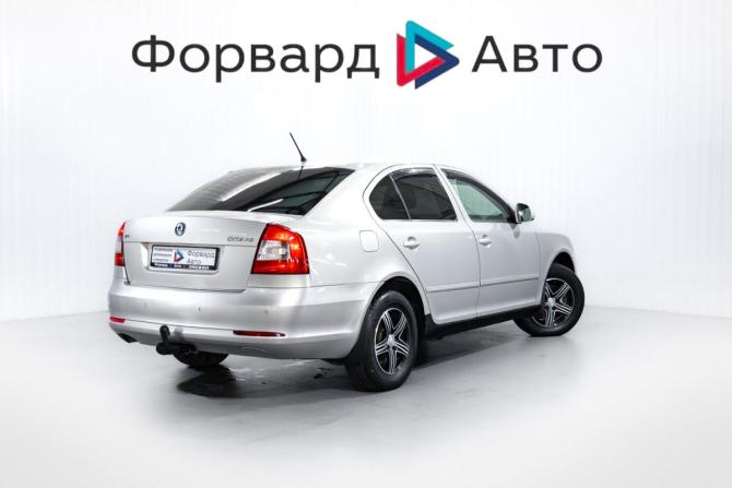 Skoda Octavia II (A5) Рестайлинг с пробегом 2013 года, цена 699 000 рублей, 273000 км, лифтбек, Автокод Объявления