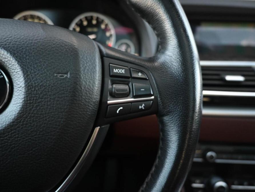 BMW 5 серии VI (F10/F11/F07) Новороссийск  - изображение 19