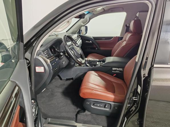 Lexus LX III Рестайлинг 2 с пробегом 2021 года, цена 10 999 000 рублей, 36894 км, внедорожник, Автокод Объявления