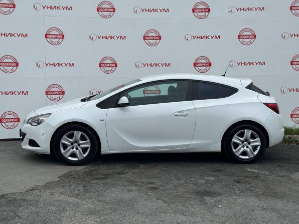 Opel Astra J Рестайлинг с пробегом 2013 года, цена 549 000 рублей, 306999 км, хэтчбек, Автокод Объявления