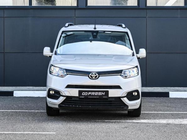 Toyota ProAce City I с пробегом 2020 года, цена 2 099 000 рублей, 190734 км, компактвэн, Автокод Объявления