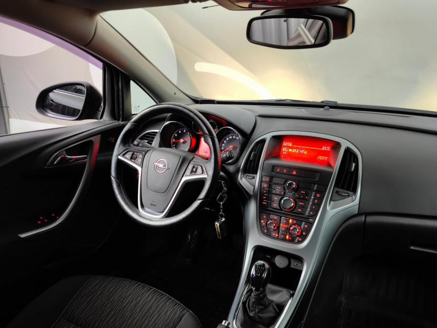 Opel Astra J Рестайлинг Москва  - изображение 7