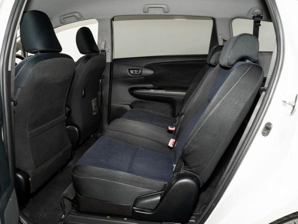 Toyota Wish II Рестайлинг с пробегом 2012 года, цена 1 149 500 рублей, 224846 км, минивэн, Автокод Объявления