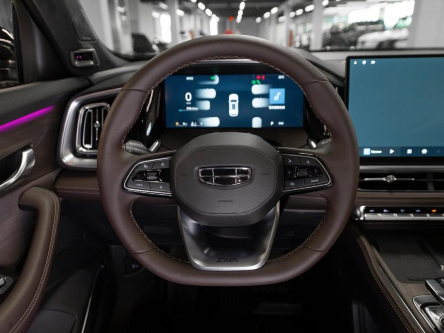 Geely Monjaro I Рестайлинг 2 Москва  - изображение 11