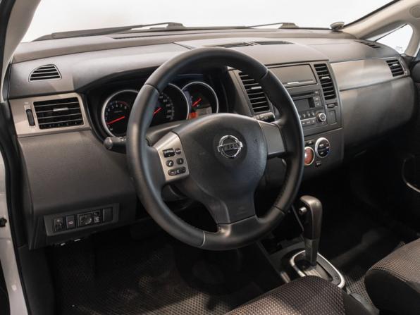 Nissan Tiida I Рестайлинг с пробегом 2013 года, цена 798 454 рубля, 178615 км, хэтчбек, Автокод Объявления