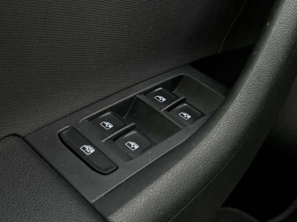 Skoda Rapid I Рестайлинг с пробегом 2019 года, цена 1 262 800 рублей, 139848 км, лифтбек, Автокод Объявления