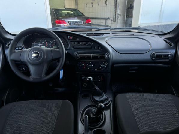 Chevrolet Niva I Рестайлинг с пробегом 2011 года, цена 639 000 рублей, 63103 км, внедорожник, Автокод Объявления