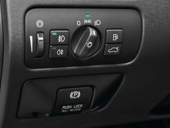 Volvo XC70 II с пробегом 2011 года, цена 1 950 000 рублей, 136538 км, универсал, Автокод Объявления