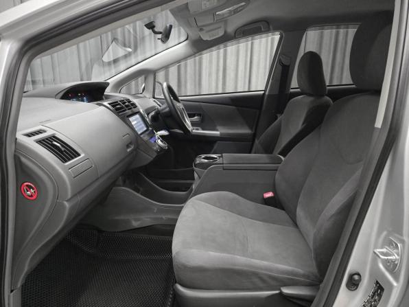 Toyota Prius Alpha I (ZVW40/41) с пробегом 2011 года, цена 980 000 рублей, 233488 км, универсал, Автокод Объявления