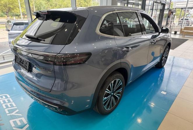 Новый Geely EX5 EM-i 2026 года, цена 3 969 990 рублей, внедорожник, Автокод Объявления