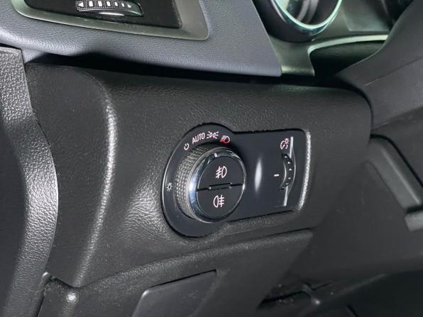 Opel Astra J Рестайлинг с пробегом 2013 года, цена 925 000 рублей, 140033 км, хэтчбек, Автокод Объявления