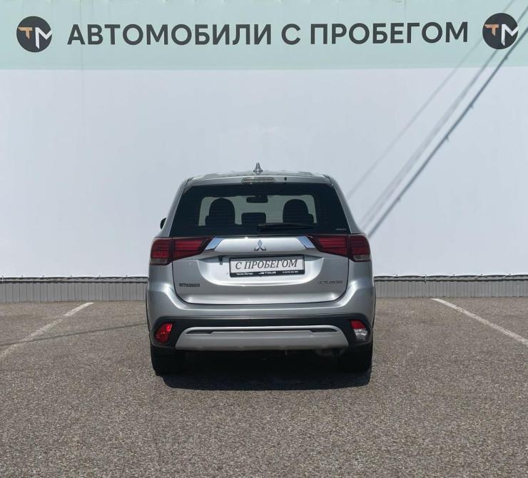 Mitsubishi Outlander III Рестайлинг 3 Стерлитамак  - изображение 7