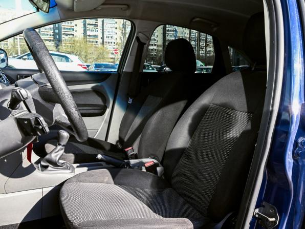 Ford Focus II Рестайлинг с пробегом 2010 года, цена 319 000 рублей, 271974 км, хэтчбек, Автокод Объявления