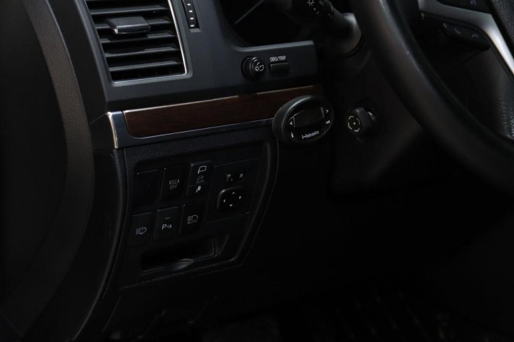 Toyota Land Cruiser 200 Series Рестайлинг 2 Сургут  - изображение 35