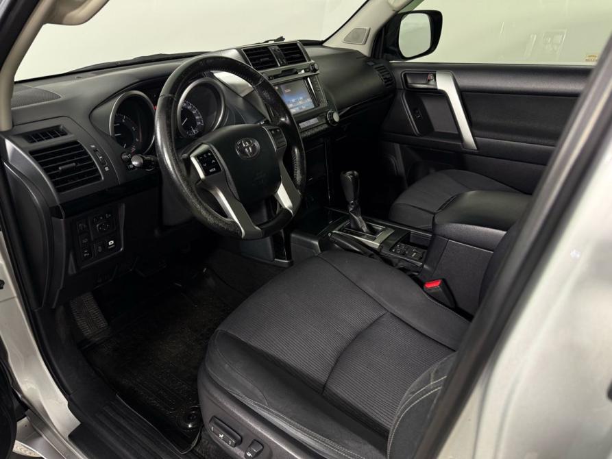 Toyota Land Cruiser Prado 150 Series Рестайлинг 1 Москва  - изображение 9