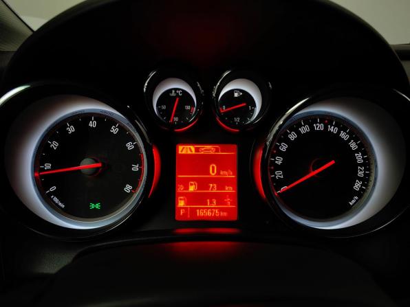 Opel Astra J Рестайлинг с пробегом 2013 года, цена 848 000 рублей, 165673 км, седан, Автокод Объявления