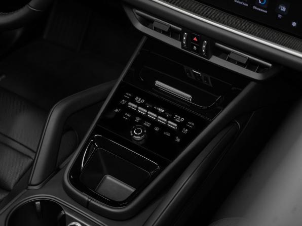Porsche Cayenne III Рестайлинг с пробегом 2023 года, цена 17 370 000 рублей, 13772 км, внедорожник, Автокод Объявления