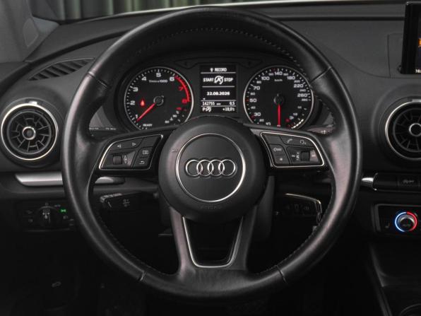 Audi A3 III (8V) Рестайлинг с пробегом 2019 года, цена 1 749 000 рублей, 142755 км, седан, Автокод Объявления