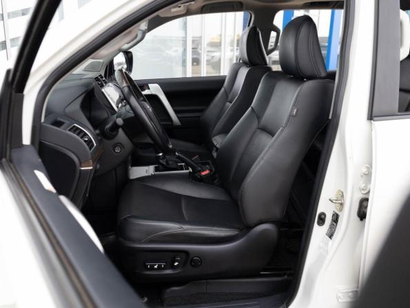 Toyota Land Cruiser Prado 150 Series Рестайлинг 3 с пробегом 2021 года, цена 6 410 000 рублей, 111045 км, внедорожник, Автокод Объявления