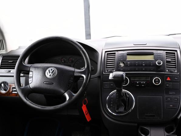 Volkswagen Multivan T5 с пробегом 2008 года, цена 1 599 000 рублей, 240453 км, минивэн, Автокод Объявления