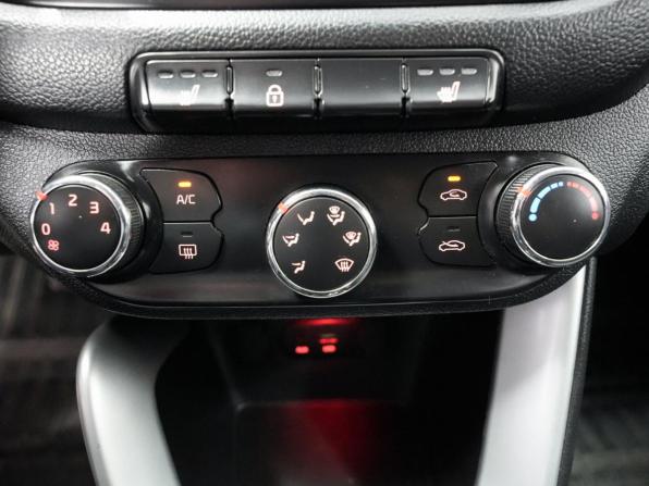 Kia Ceed II с пробегом 2015 года, цена 1 115 000 рублей, 156000 км, хэтчбек, Автокод Объявления