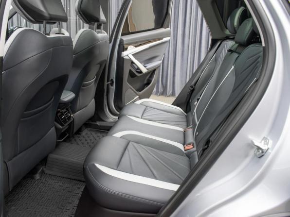 Geely Atlas II с пробегом 2024 года, цена 3 249 000 рублей, 27686 км, внедорожник, Автокод Объявления
