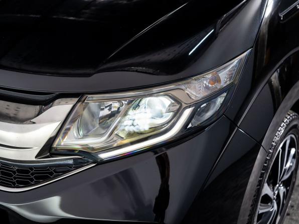 Honda Stepwgn V с пробегом 2015 года, цена 1 779 500 рублей, 124314 км, минивэн, Автокод Объявления
