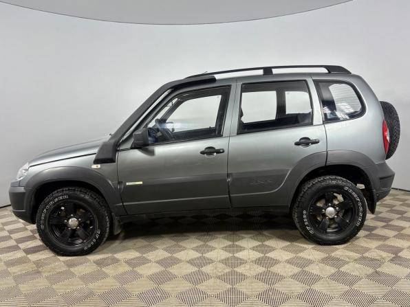 Chevrolet Niva I Рестайлинг с пробегом 2015 года, цена 690 000 рублей, 125315 км, внедорожник, Автокод Объявления