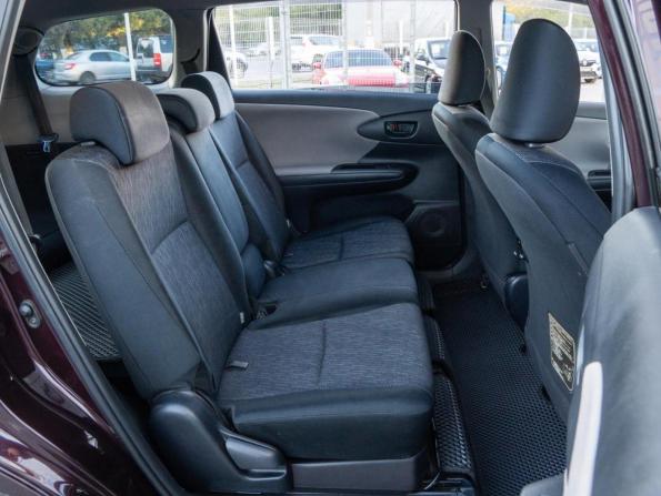 Toyota Wish II с пробегом 2010 года, цена 1 299 000 рублей, 162396 км, минивэн, Автокод Объявления