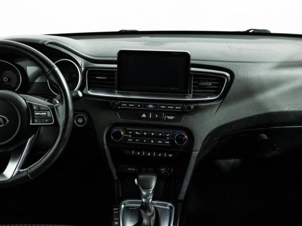 Kia Ceed III с пробегом 2018 года, цена 1 379 700 рублей, 137411 км, хэтчбек, Автокод Объявления