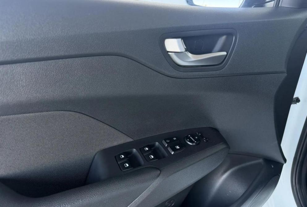 Hyundai Solaris II Киров  - изображение 16