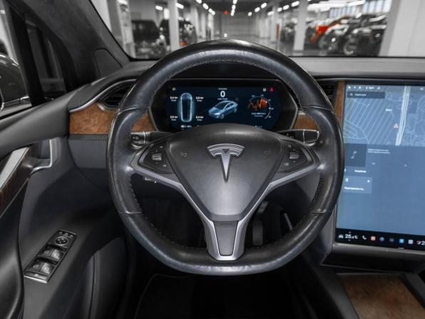 Tesla Model X I с пробегом 2018 года, цена 4 100 000 рублей, 96731 км, внедорожник, Автокод Объявления
