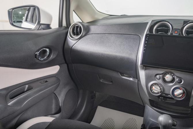 Nissan Note II Рестайлинг с пробегом 2017 года, цена 1 039 000 рублей, 118100 км, хэтчбек, Автокод Объявления