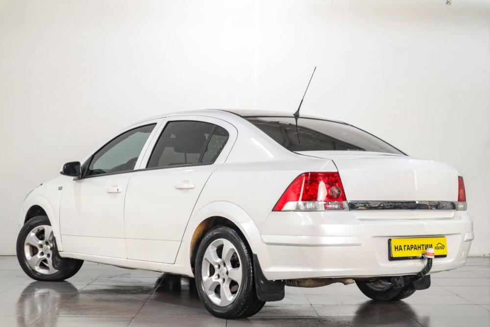 Opel Astra J Рестайлинг Челябинск  - изображение 5