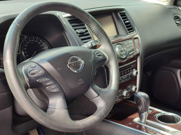 Nissan Pathfinder IV с пробегом 2015 года, цена 1 919 000 рублей, 73917 км, внедорожник, Автокод Объявления