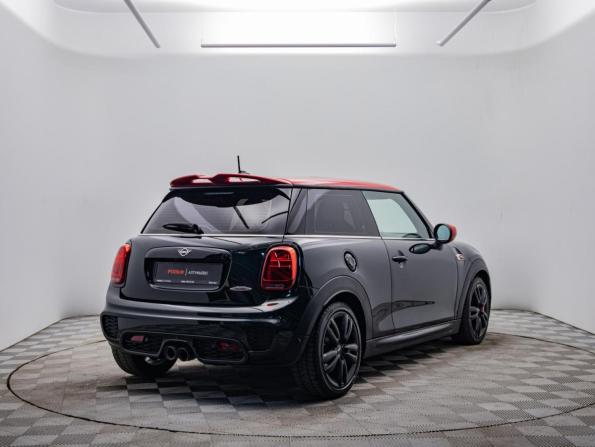 Mini Hatch III (F55/F56) Рестайлинг с пробегом 2020 года, цена 2 775 000 рублей, 79861 км, хэтчбек, Автокод Объявления