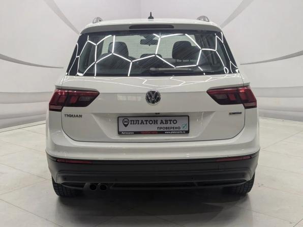 Volkswagen Tiguan II с пробегом 2020 года, цена 2 460 000 рублей, 123900 км, внедорожник, Автокод Объявления