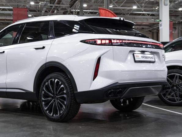 Exeed RX с пробегом 2023 года, цена 2 999 700 рублей, 22909 км, внедорожник, Автокод Объявления