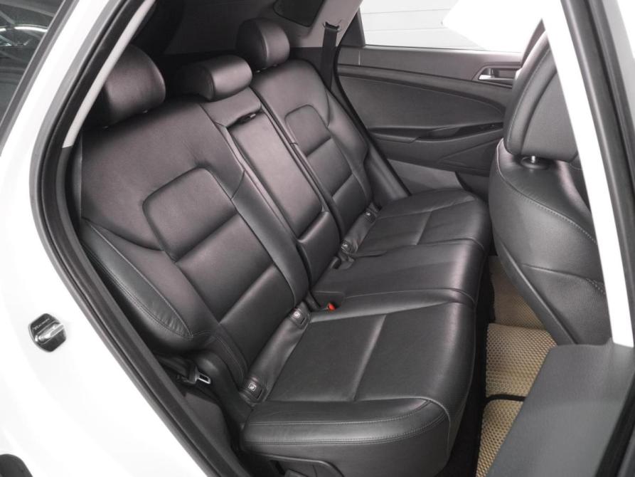 Hyundai Tucson III Воронеж  - изображение 7