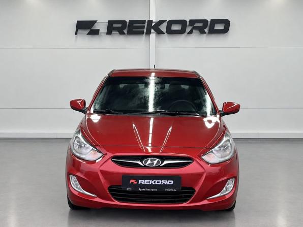 Hyundai Solaris I с пробегом 2013 года, цена 749 000 рублей, 179245 км, седан, Автокод Объявления