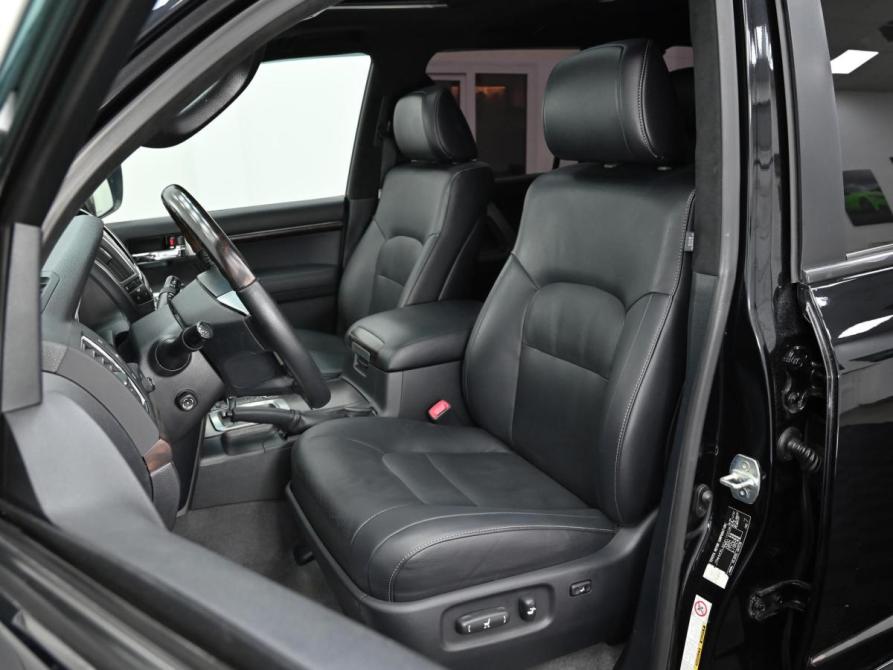 Toyota Land Cruiser 200 Series Рестайлинг 1 Москва  - изображение 14