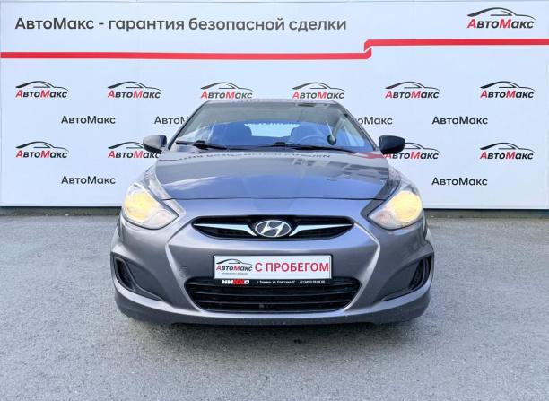 Hyundai Solaris I с пробегом 2014 года, цена 920 000 рублей, 195297 км, хэтчбек, Автокод Объявления