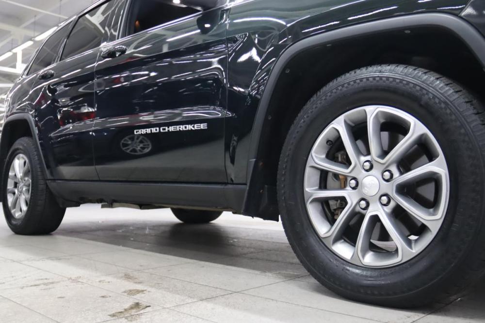 Jeep Grand Cherokee IV (WK2) Рестайлинг Сургут  - изображение 30