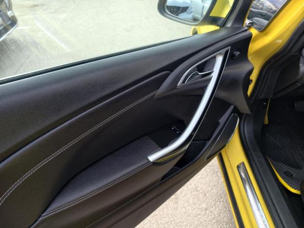 Opel Astra J Рестайлинг с пробегом 2013 года, цена 639 000 рублей, 172132 км, хэтчбек, Автокод Объявления