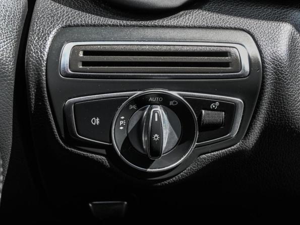 Mercedes-Benz C-Класс IV (W205) Рестайлинг с пробегом 2019 года, цена 2 699 000 рублей, 120425 км, седан, Автокод Объявления