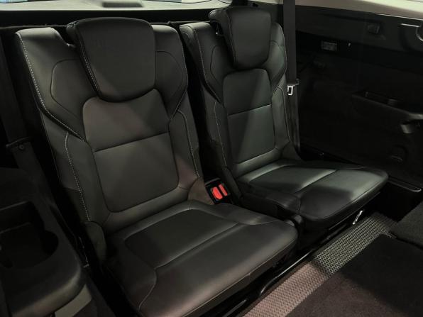 Renault Scenic IV с пробегом 2017 года, цена 1 497 000 рублей, 210920 км, минивэн, Автокод Объявления