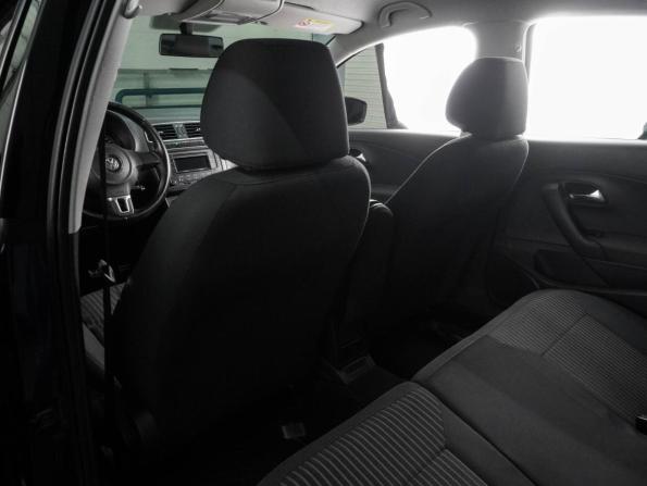 Volkswagen Polo V с пробегом 2013 года, цена 949 000 рублей, 74325 км, седан, Автокод Объявления