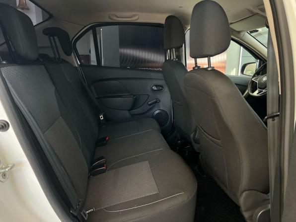 Renault Logan II Рестайлинг с пробегом 2020 года, цена 1 249 000 рублей, 63439 км, седан, Автокод Объявления